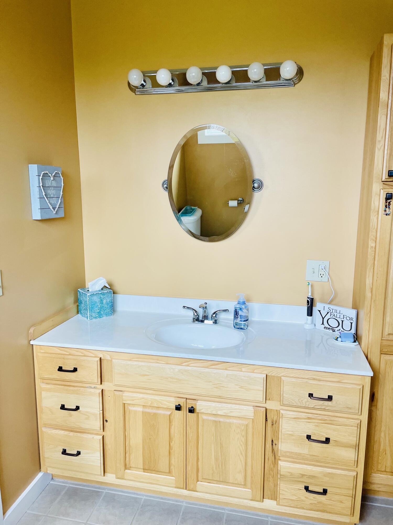 17 Rainbow Way Greenville ME 04441