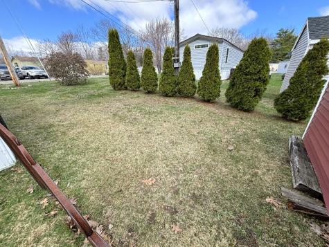 65 Amys Circle Dresden ME 04342