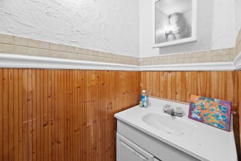 35 E Chestnut Street Augusta ME 04330