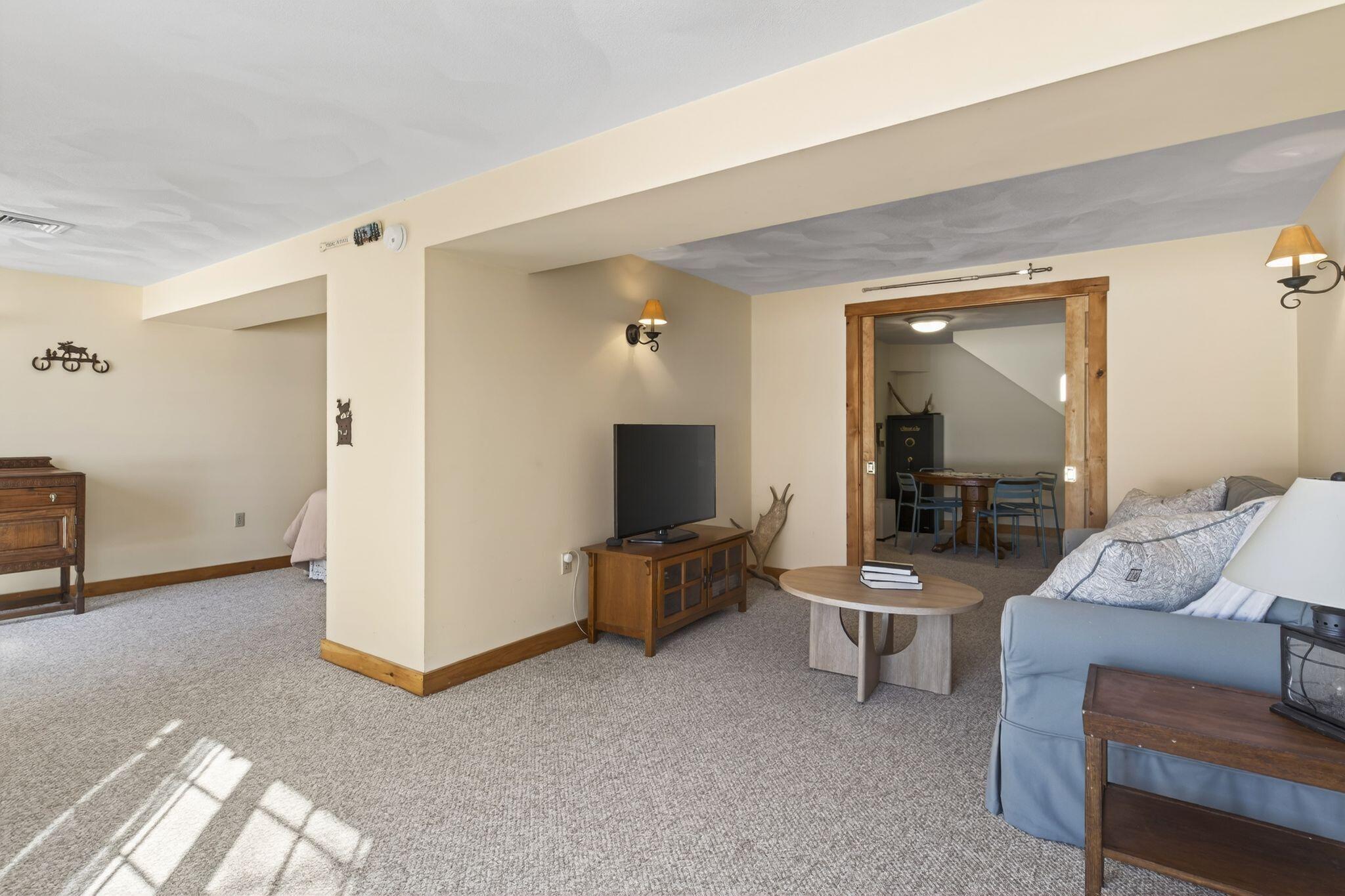 9 Restful Way Waterboro ME 04087