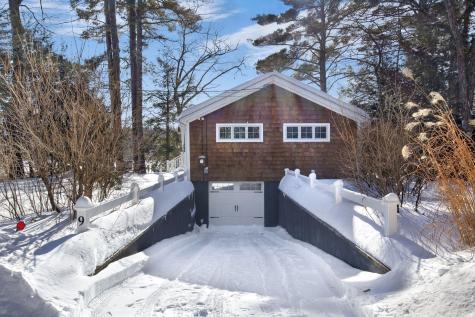 9 Restful Way Waterboro ME 04087