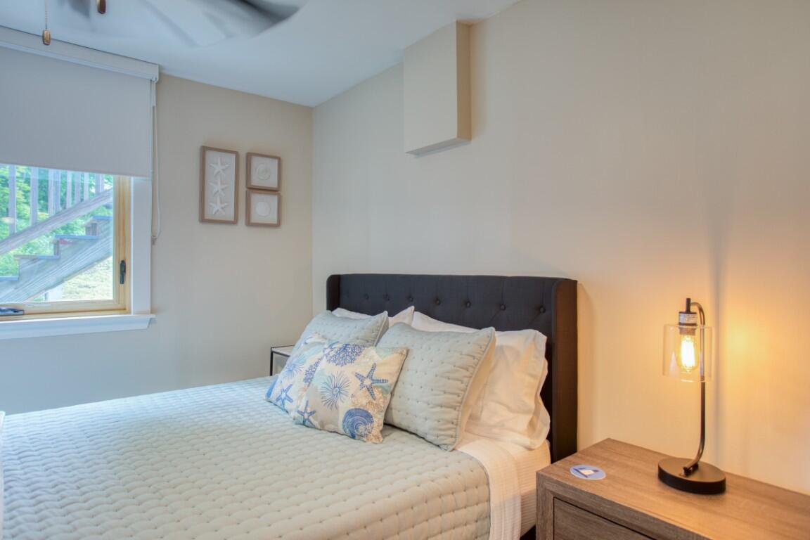 66 Townsend Avenue Boothbay Harbor ME 04538