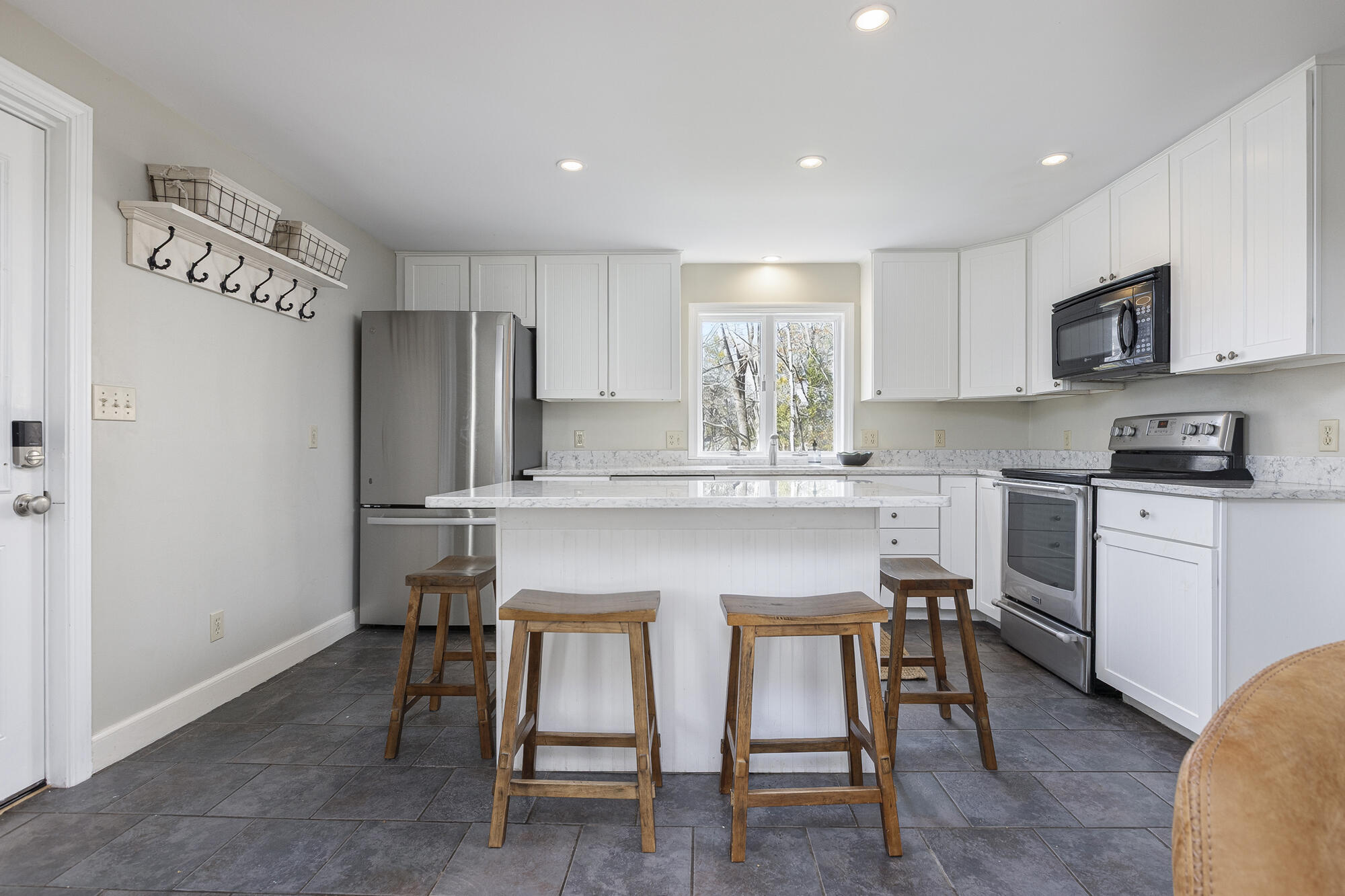 6 Rainbow Farm Road Yarmouth ME 04096