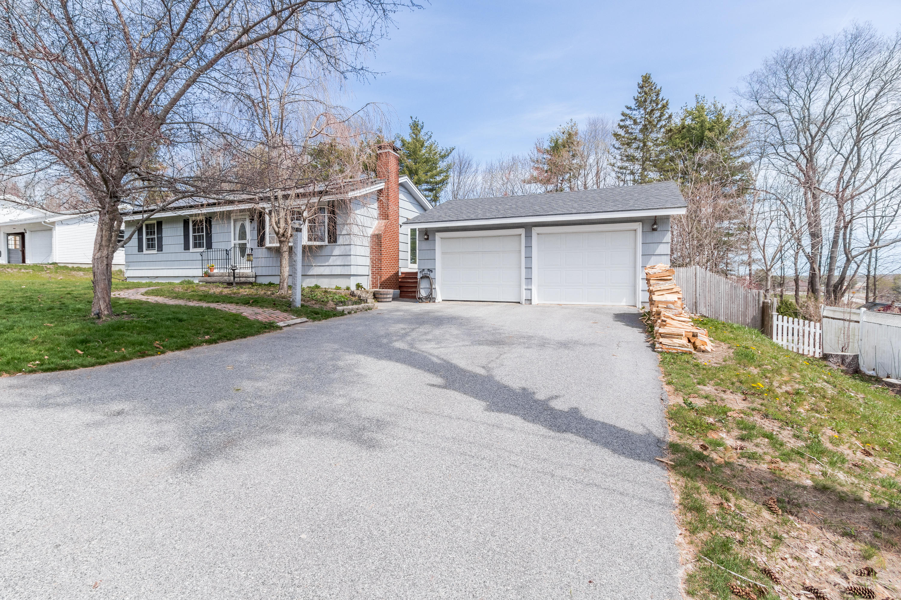 16 Hamlin Road Falmouth ME 04105