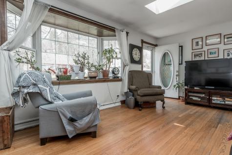 16 Hamlin Road Falmouth ME 04105