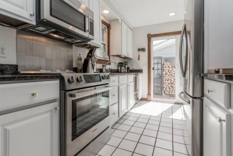 16 Hamlin Road Falmouth ME 04105