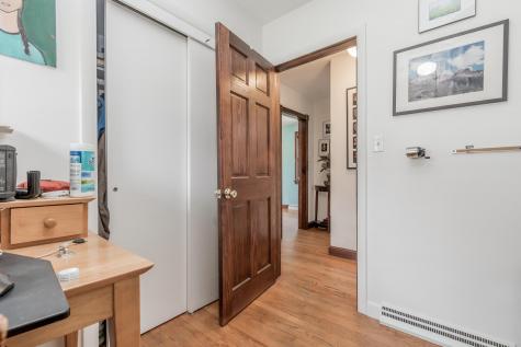16 Hamlin Road Falmouth ME 04105