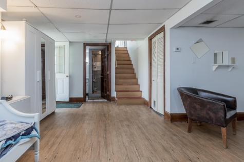 16 Hamlin Road Falmouth ME 04105