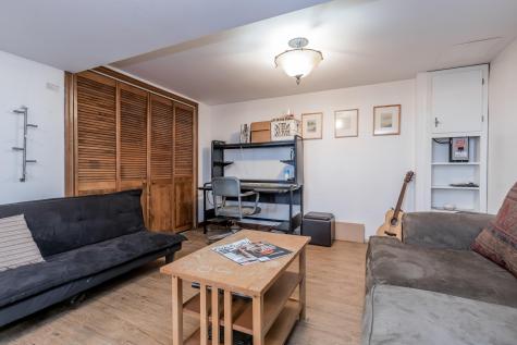 16 Hamlin Road Falmouth ME 04105