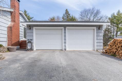 16 Hamlin Road Falmouth ME 04105