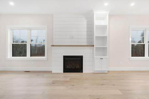 27 Eagles Lane Falmouth ME 04105