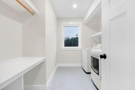 27 Eagles Lane Falmouth ME 04105