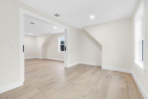 27 Eagles Lane Falmouth ME 04105