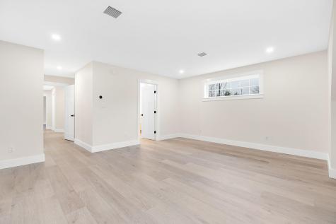27 Eagles Lane Falmouth ME 04105