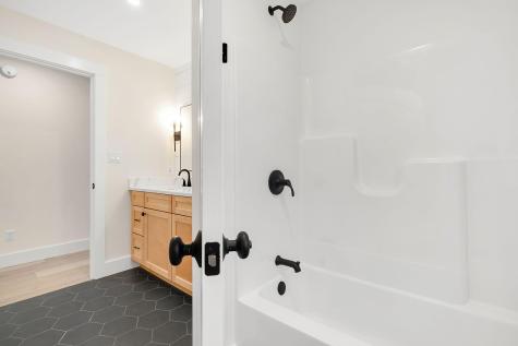 27 Eagles Lane Falmouth ME 04105