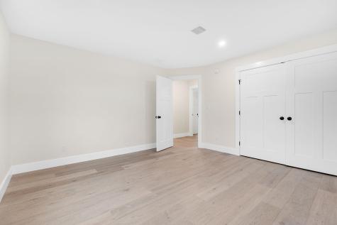 27 Eagles Lane Falmouth ME 04105