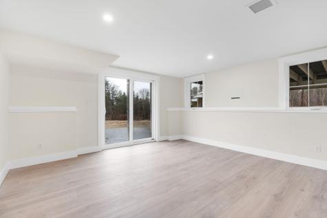 27 Eagles Lane Falmouth ME 04105