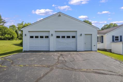 19 Windy Meadows Drive Manchester ME 04351