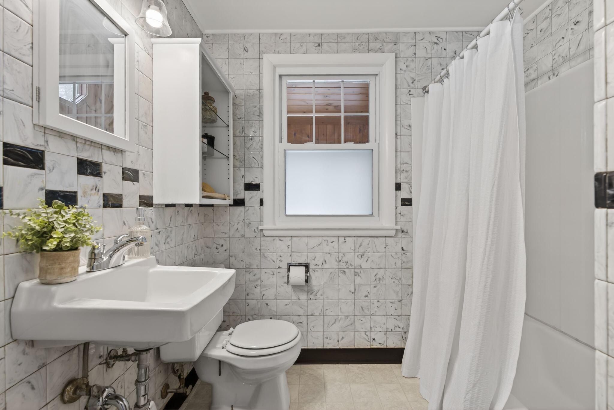 15 Hamlin Road Falmouth ME 04105