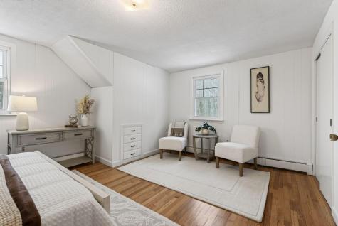 15 Hamlin Road Falmouth ME 04105