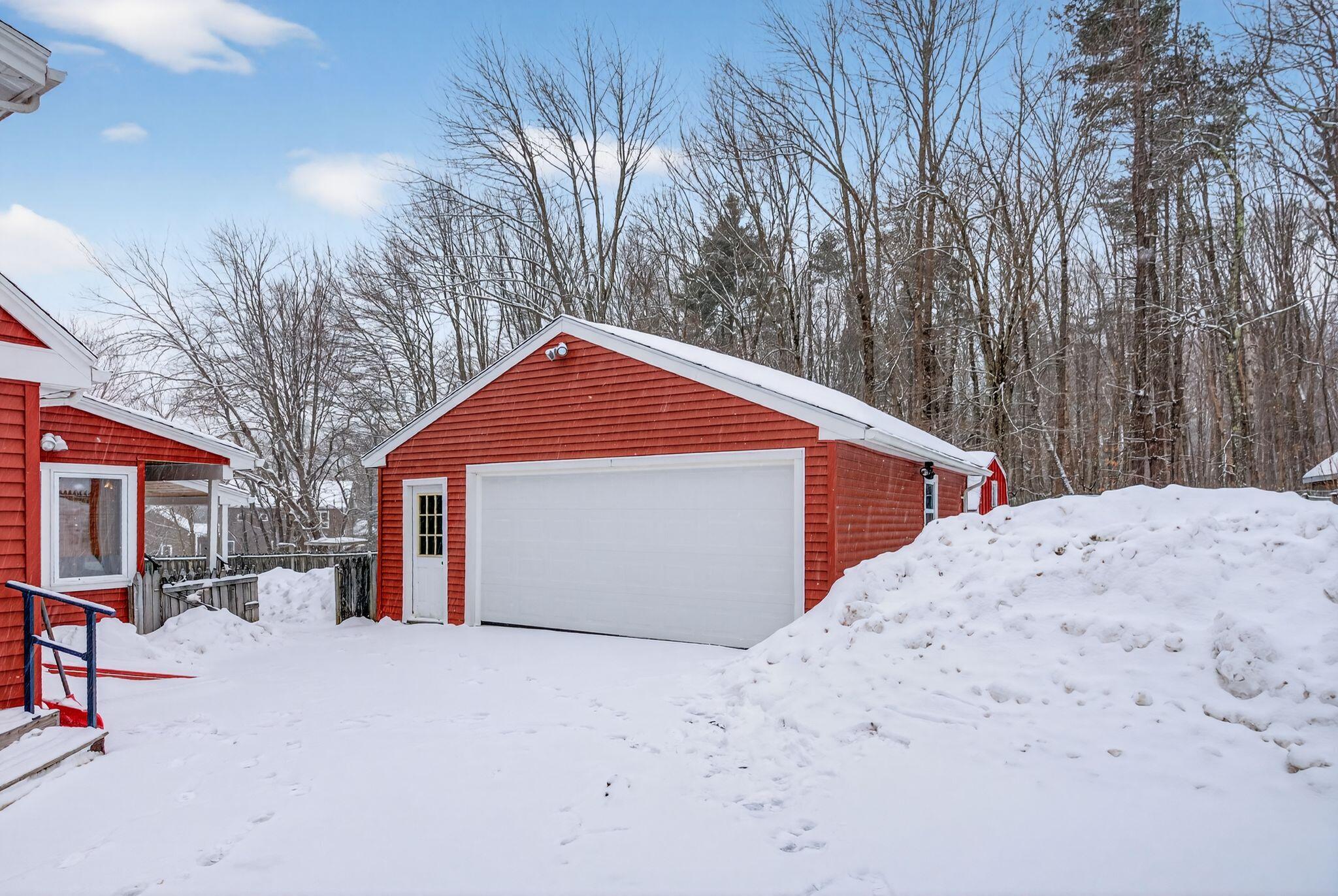 15 Hamlin Road Falmouth ME 04105