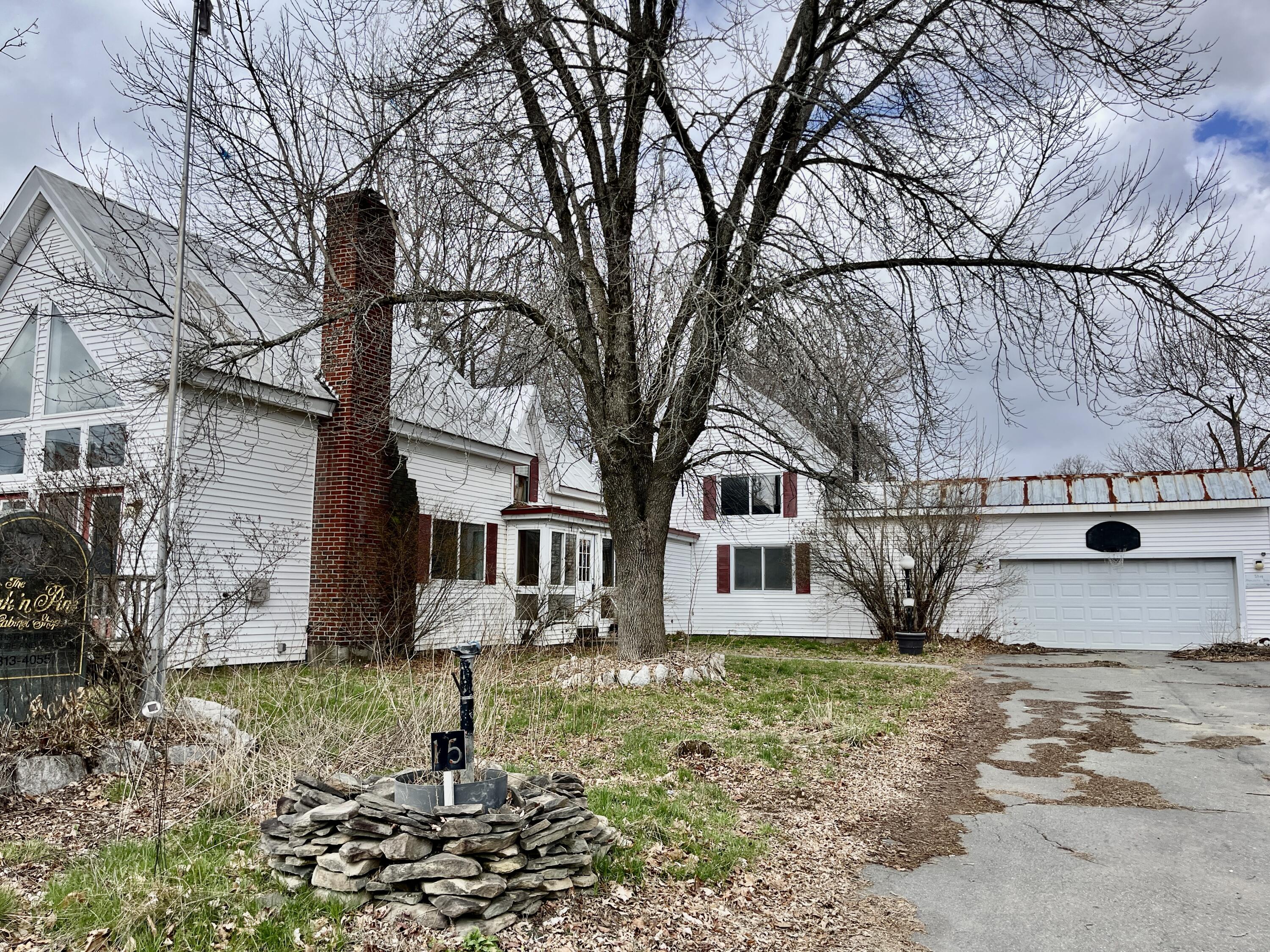 15 Garfield Street Madison ME 04950
