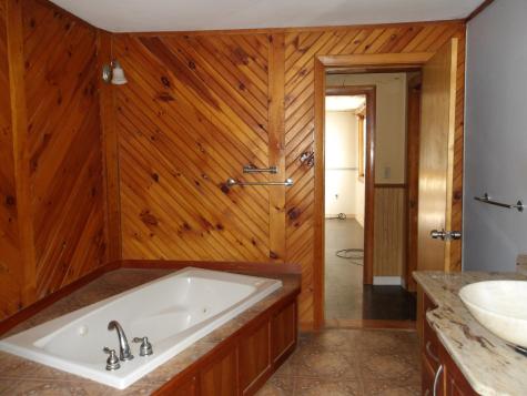 15 Garfield Street Madison ME 04950