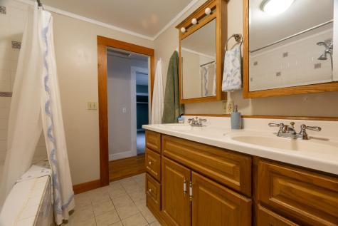 11 Libby Court Bath ME 04530