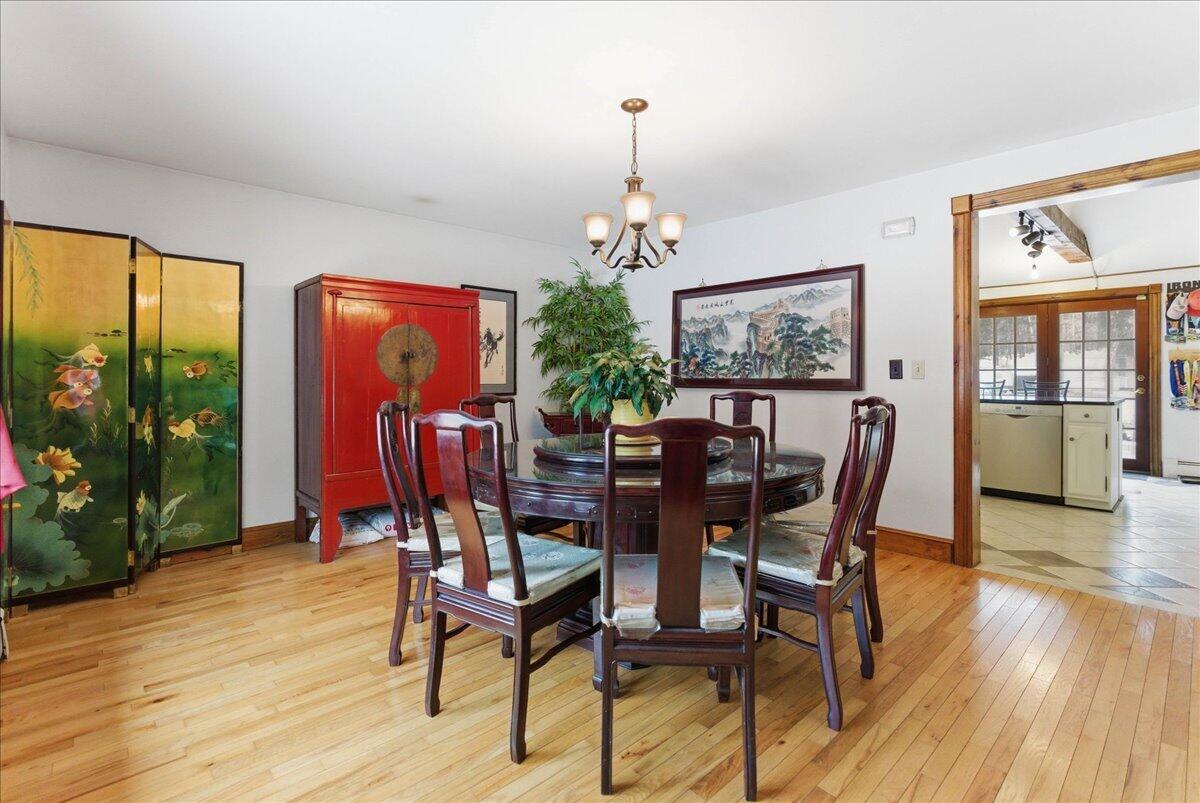 376 Main Street Wayne ME 04284