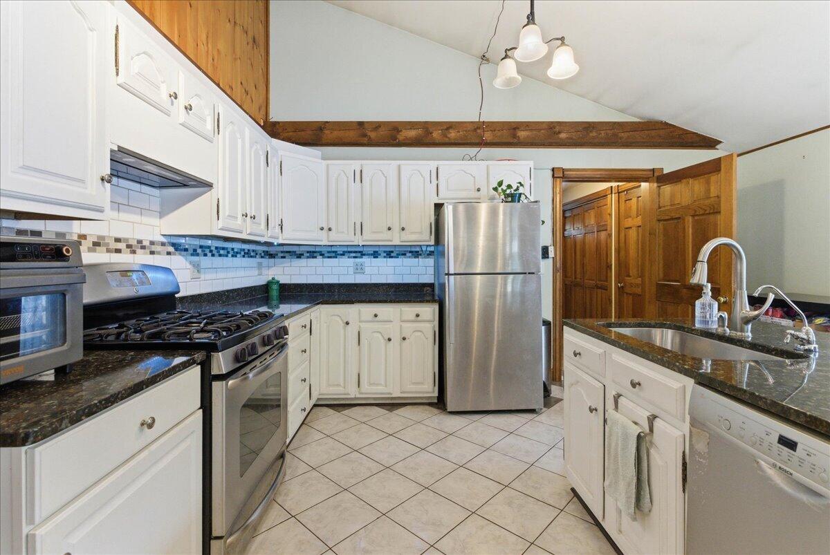 376 Main Street Wayne ME 04284