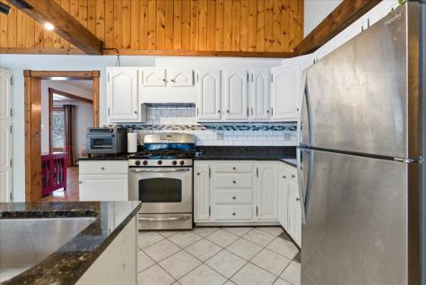 376 Main Street Wayne ME 04284