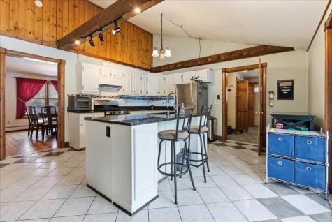 376 Main Street Wayne ME 04284