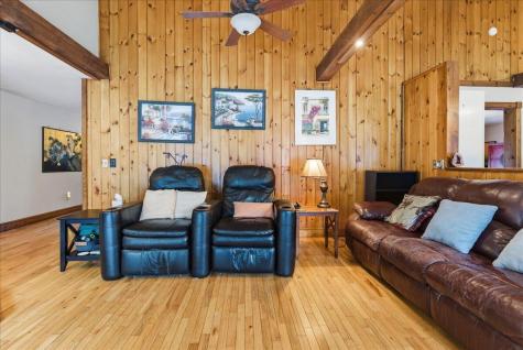 376 Main Street Wayne ME 04284