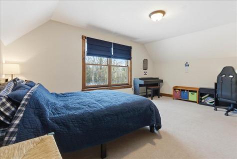 376 Main Street Wayne ME 04284