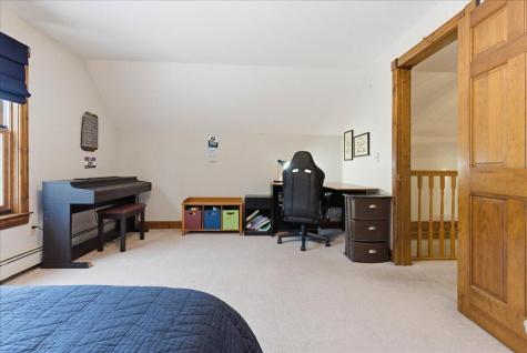 376 Main Street Wayne ME 04284