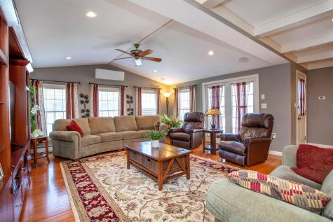 6 Champlain Avenue Lewiston ME 04240