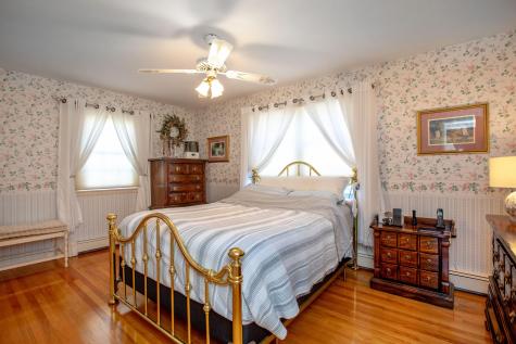 6 Champlain Avenue Lewiston ME 04240