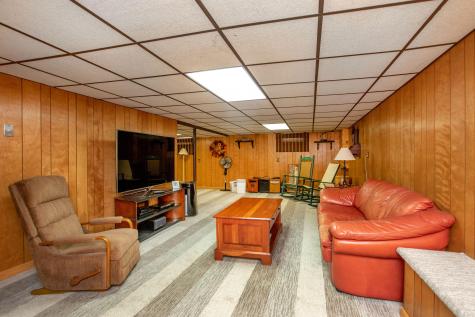 6 Champlain Avenue Lewiston ME 04240