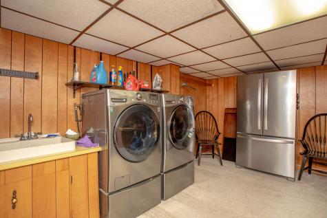 6 Champlain Avenue Lewiston ME 04240