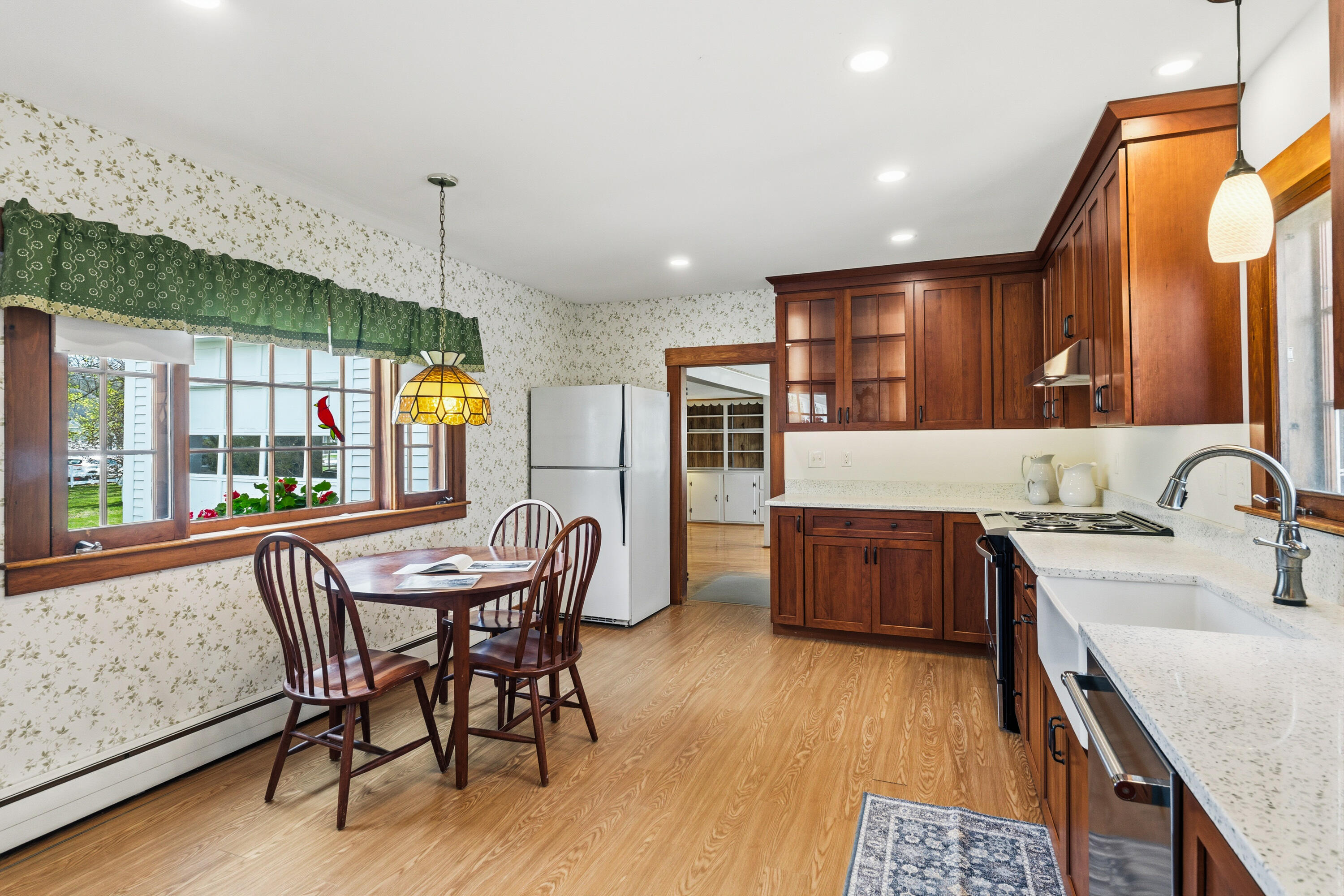 567 Main Street Sanford ME 04083