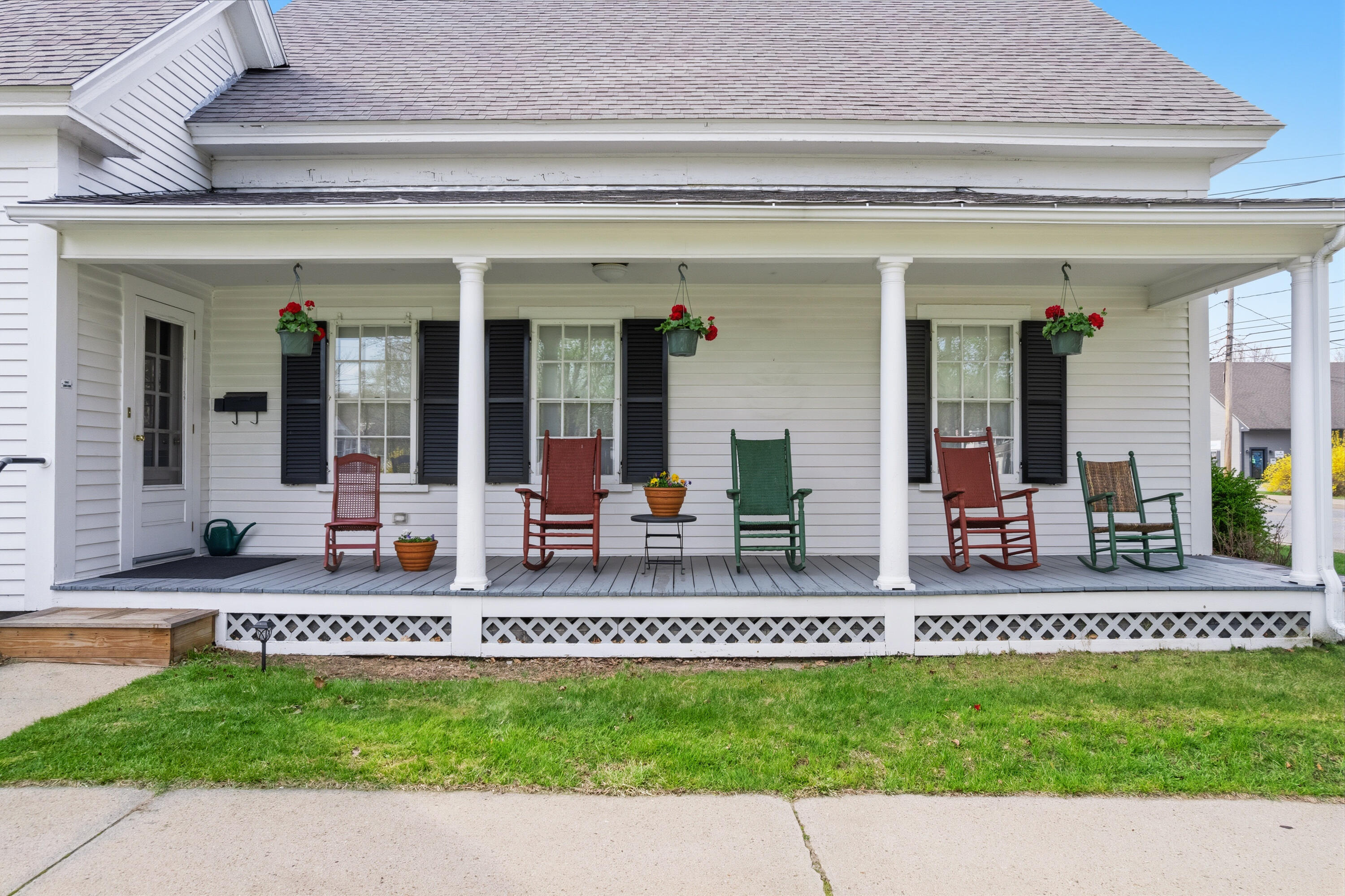 567 Main Street Sanford ME 04083