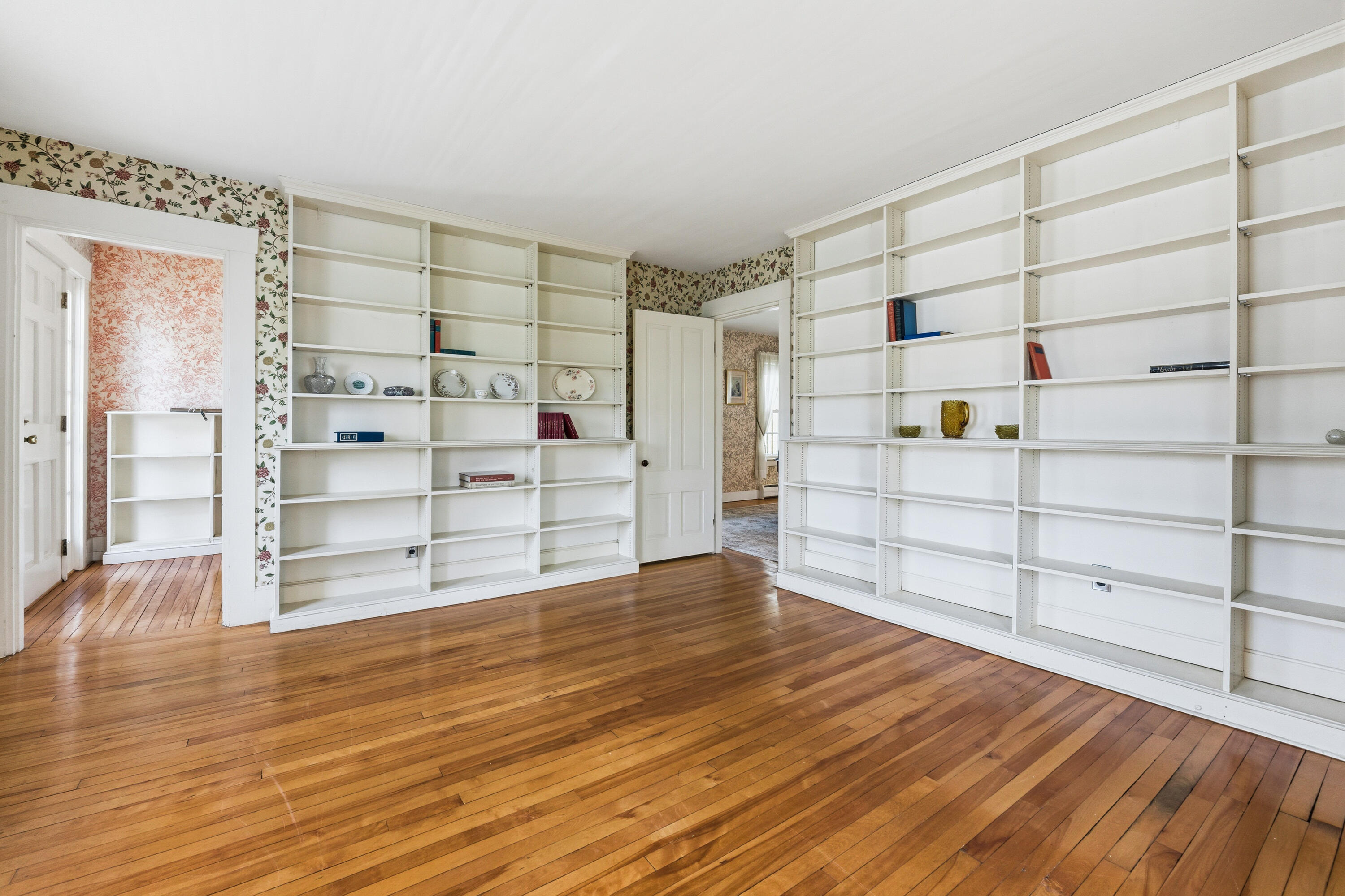 567 Main Street Sanford ME 04083