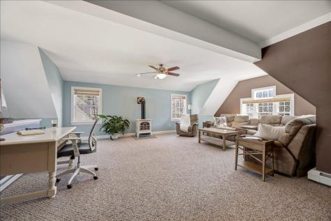 2 Bornheimer Place Scarborough ME 04074