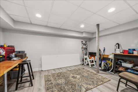 2 Bornheimer Place Scarborough ME 04074