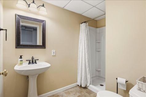 2 Bornheimer Place Scarborough ME 04074