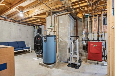 2 Bornheimer Place Scarborough ME 04074