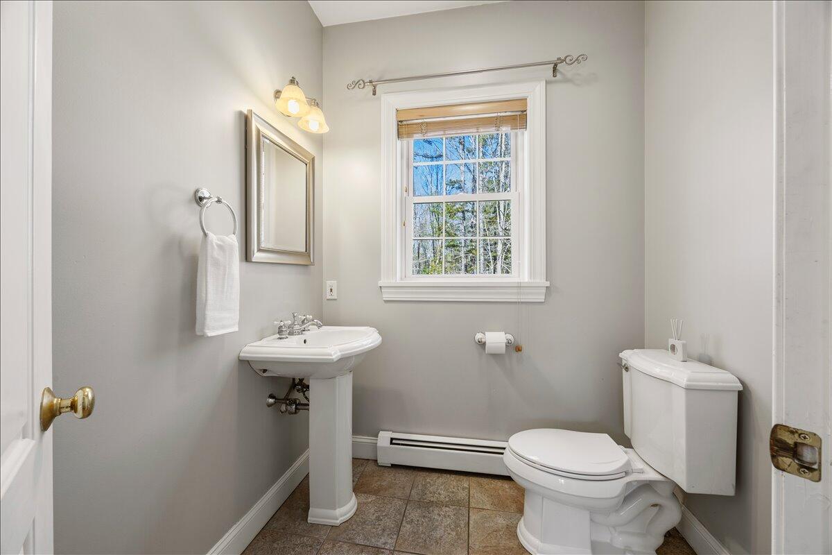 2 Bornheimer Place Scarborough ME 04074