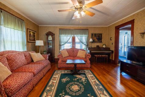 8 Newland Avenue Augusta ME 04330