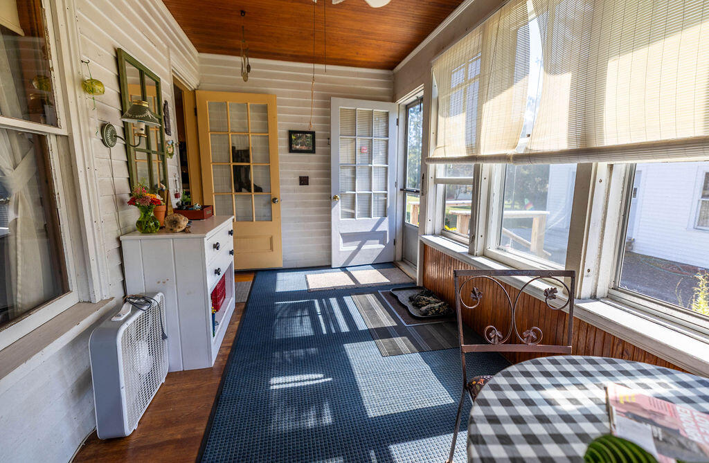 8 Newland Avenue Augusta ME 04330