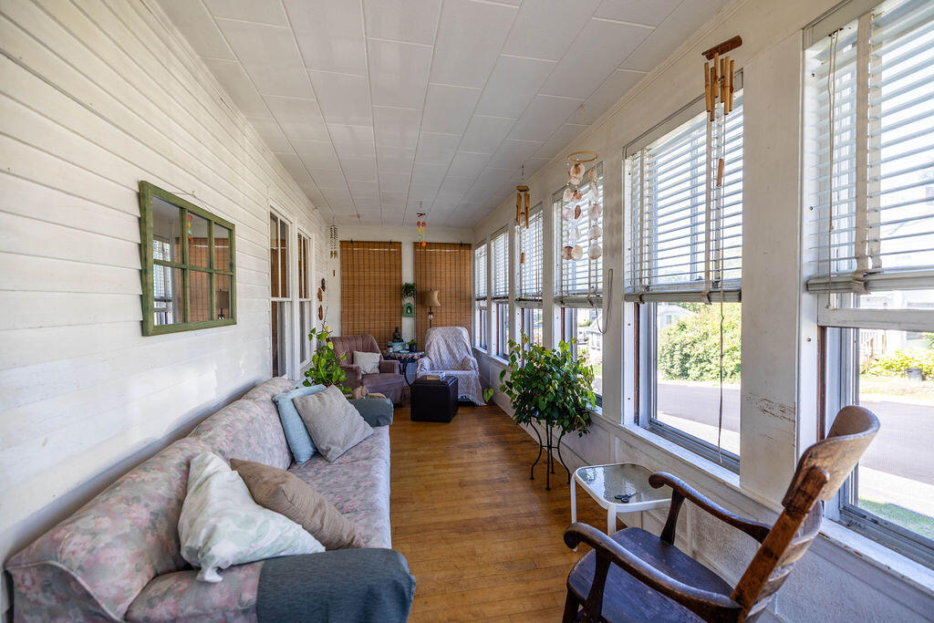 8 Newland Avenue Augusta ME 04330